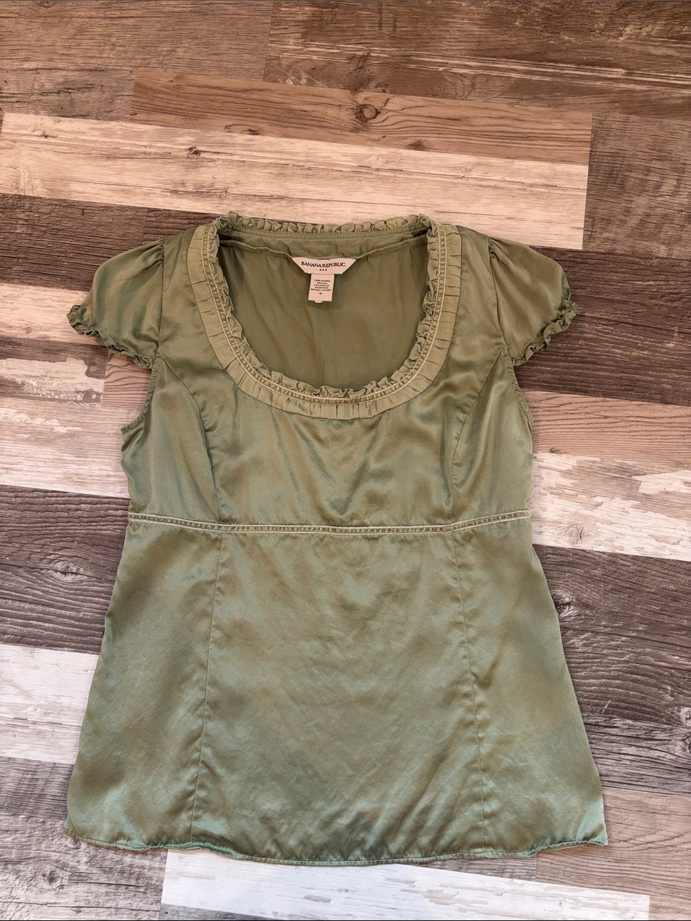 Banana Republic Sage Green Ruffled Scoop Neck Top